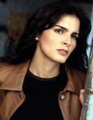 Angie Harmon Photo Gallery